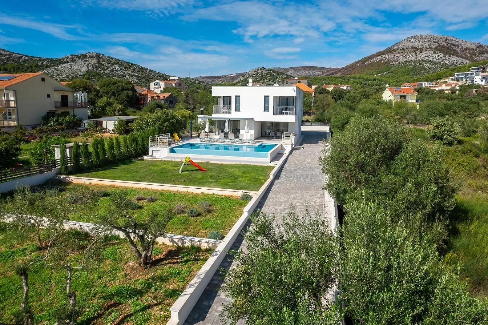 New Villa Consido, A 3-Bedroom Retreat With Sea Views セゲット・ヴラニツァ 0*,  クロアチア