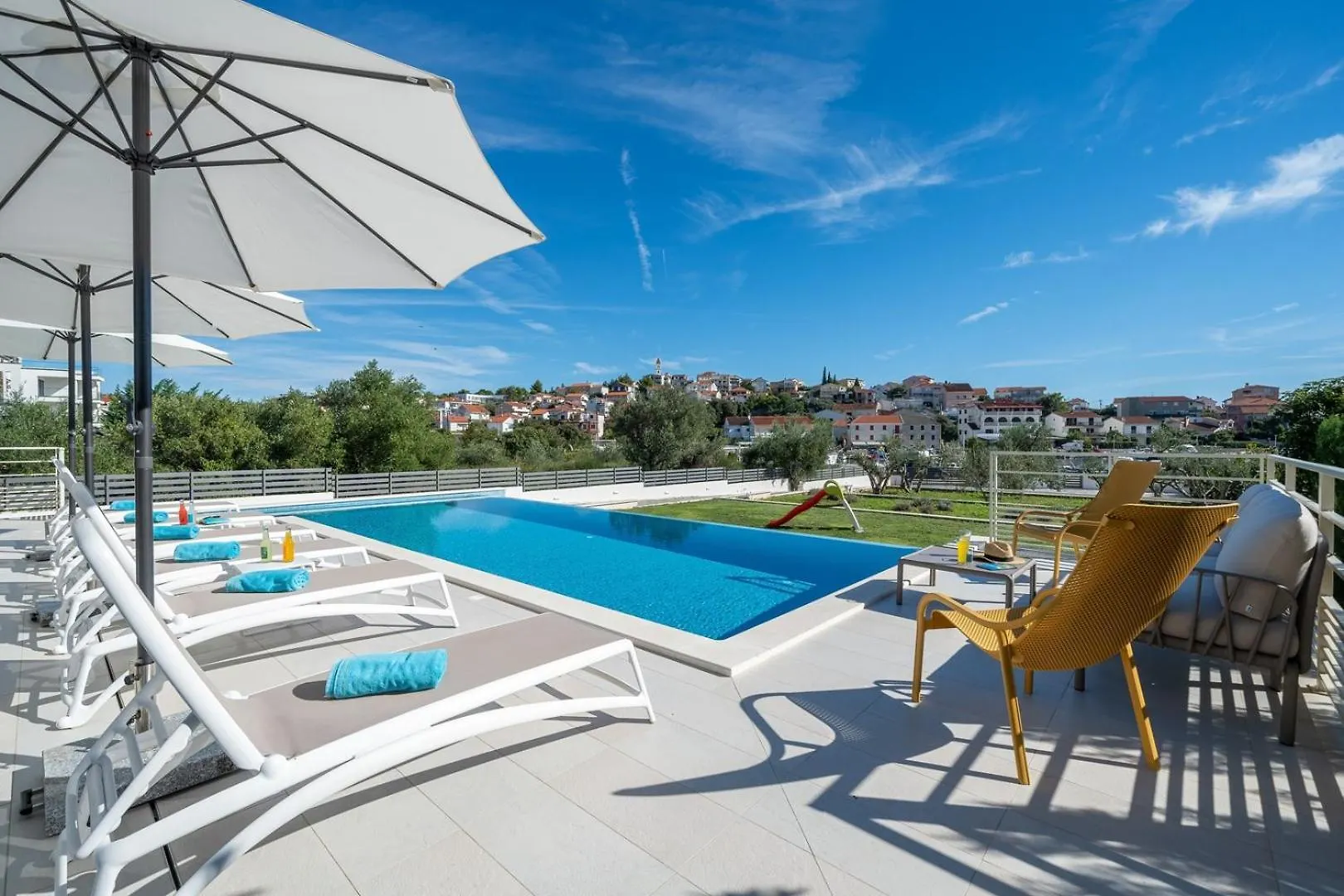 New Villa Consido, A 3-Bedroom Retreat With Sea Views Seget Vranjica Croatia