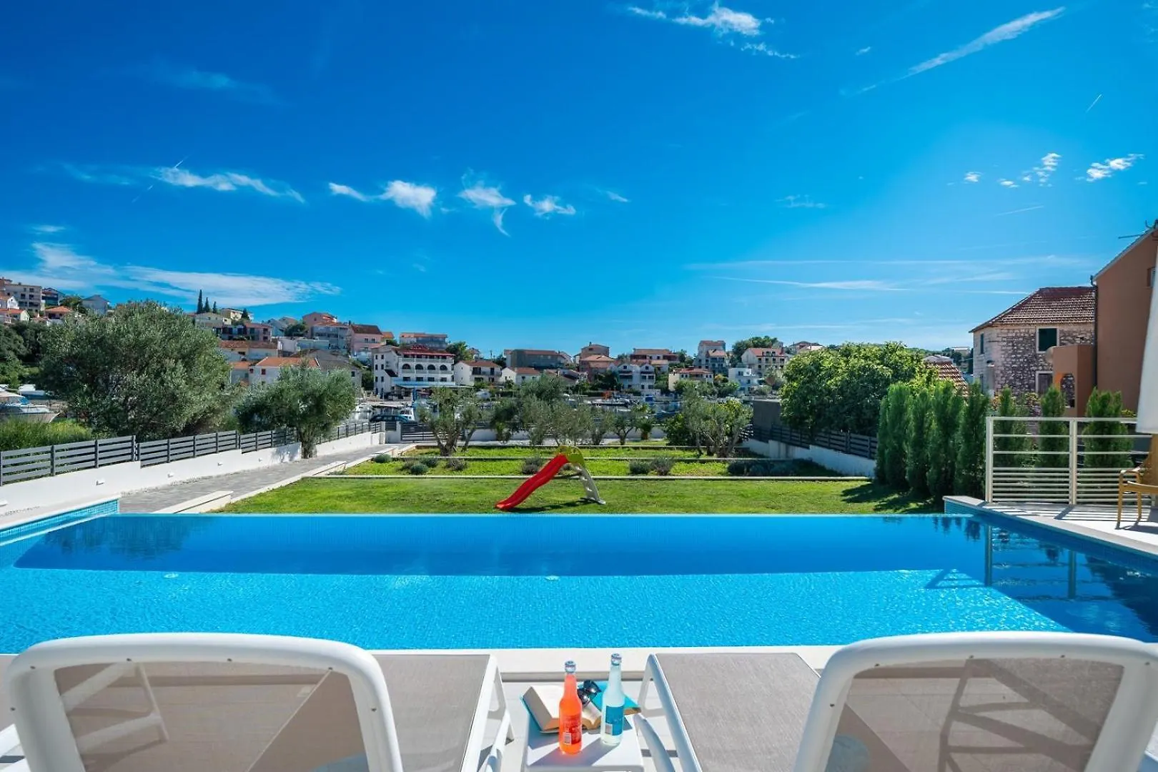 New Villa Consido, A 3-Bedroom Retreat With Sea Views Seget Vranjica Croatia